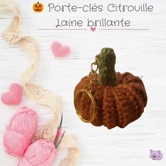 🎃 Porte-clés Citrouille crochetée – Laine brillante