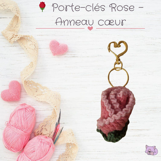 🌹 Porte-clés Rose crochetée – Anneau cœur
